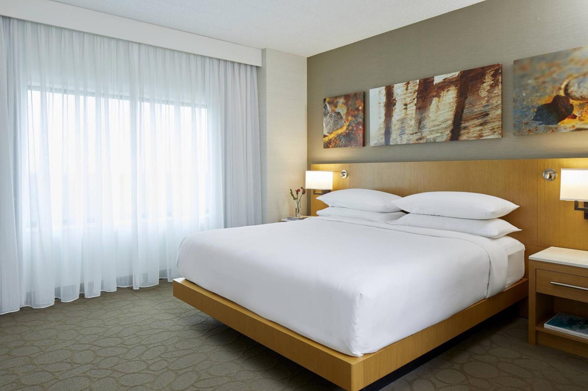 Renaissance Chicago Glenview Suites Hotel Экстерьер фото