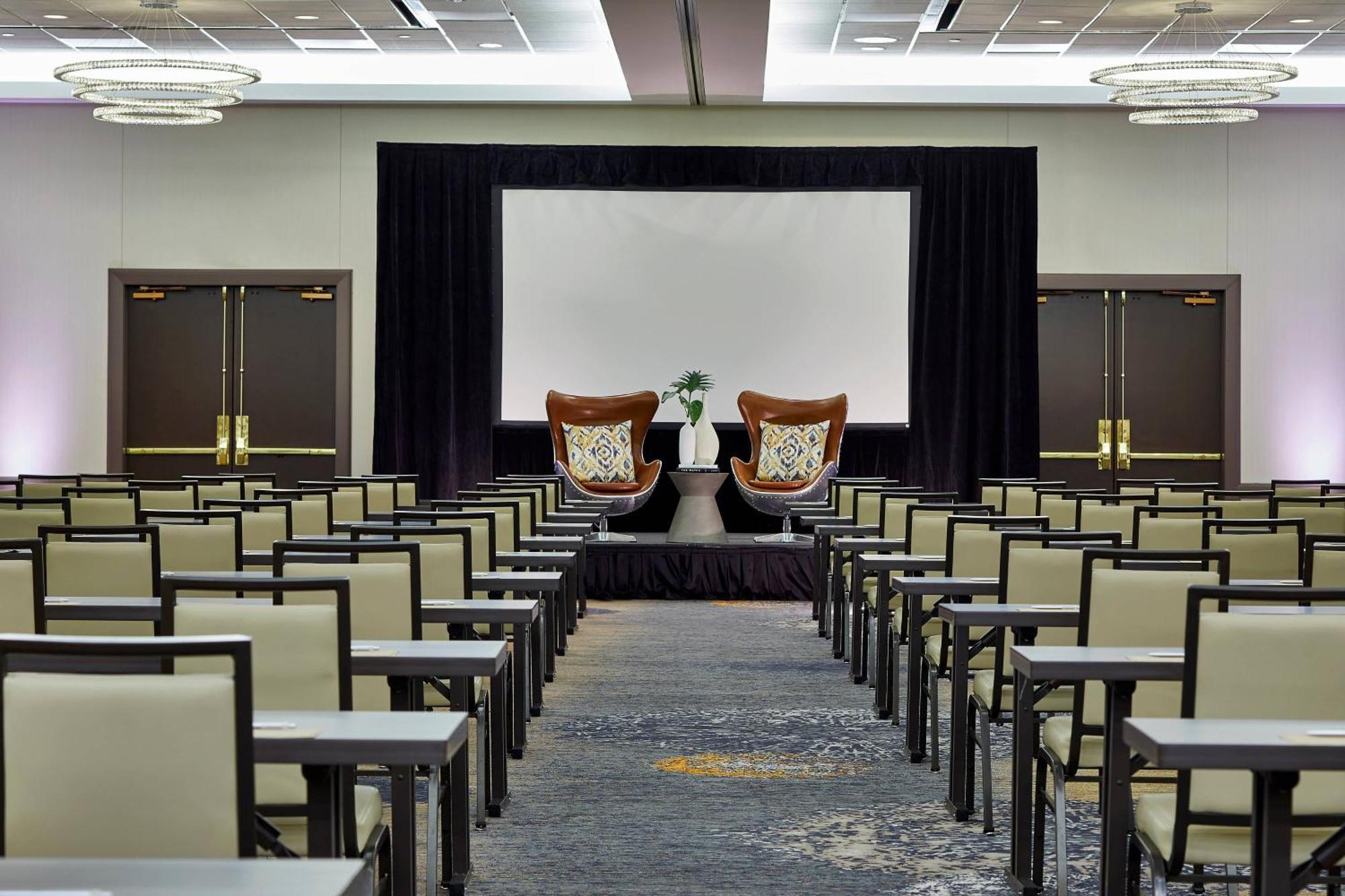 Renaissance Chicago Glenview Suites Hotel Экстерьер фото